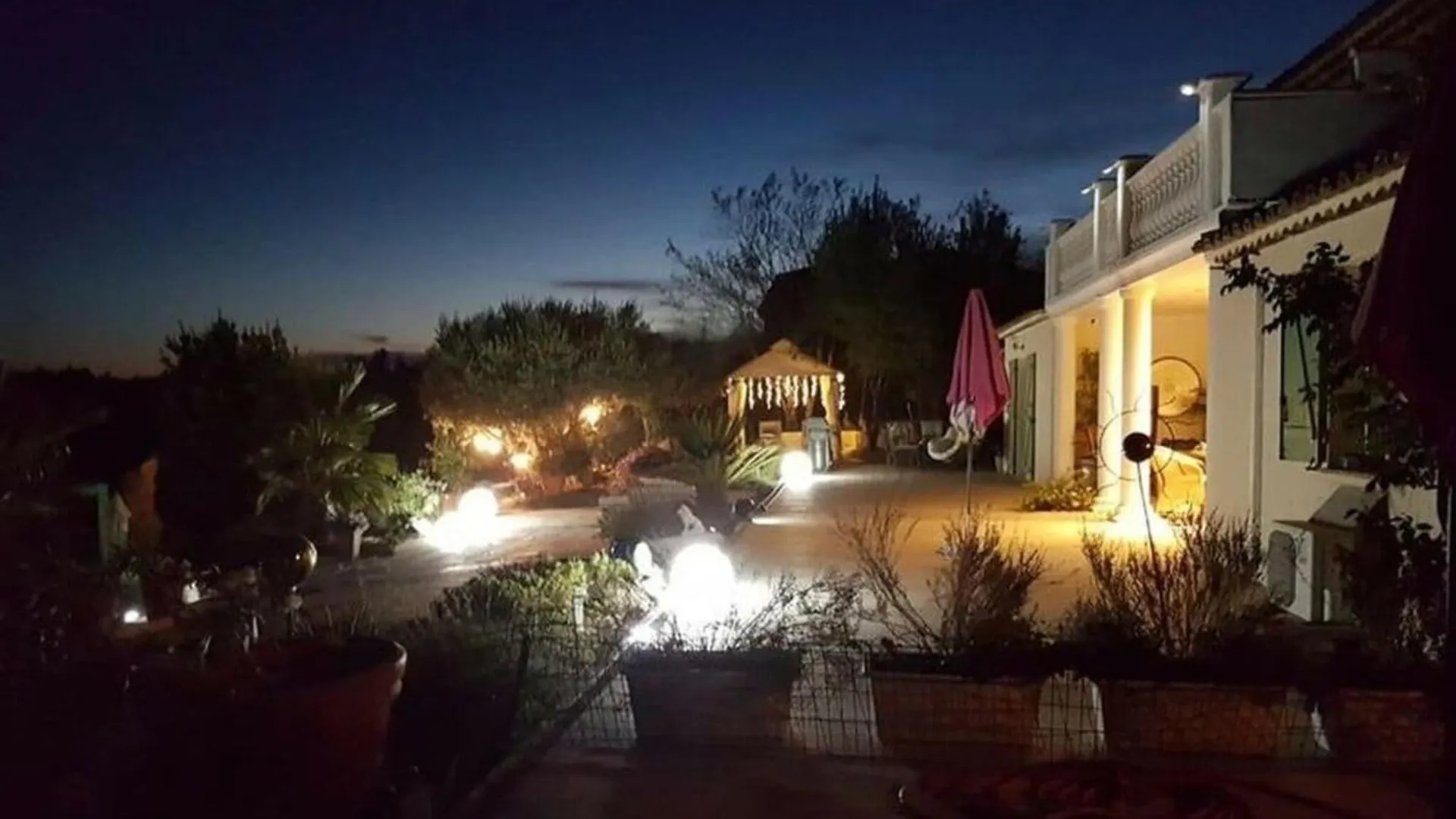 Botel Holiday Home In Lorgues With Swimming Pool France