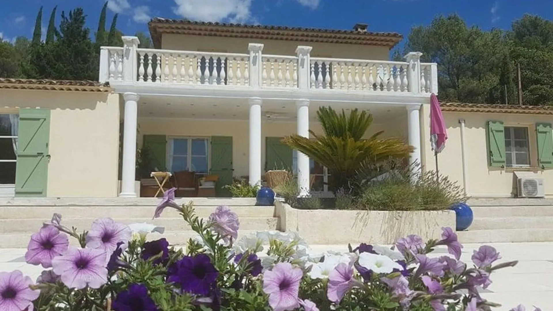 Holiday Home In Lorgues With Swimming Pool